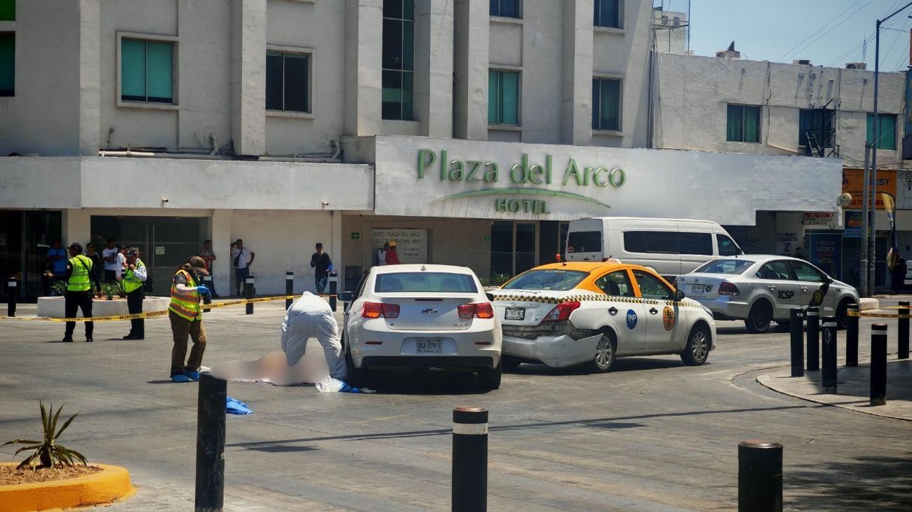 Muere conductor tras sufrir aparente malestar mientras manejaba