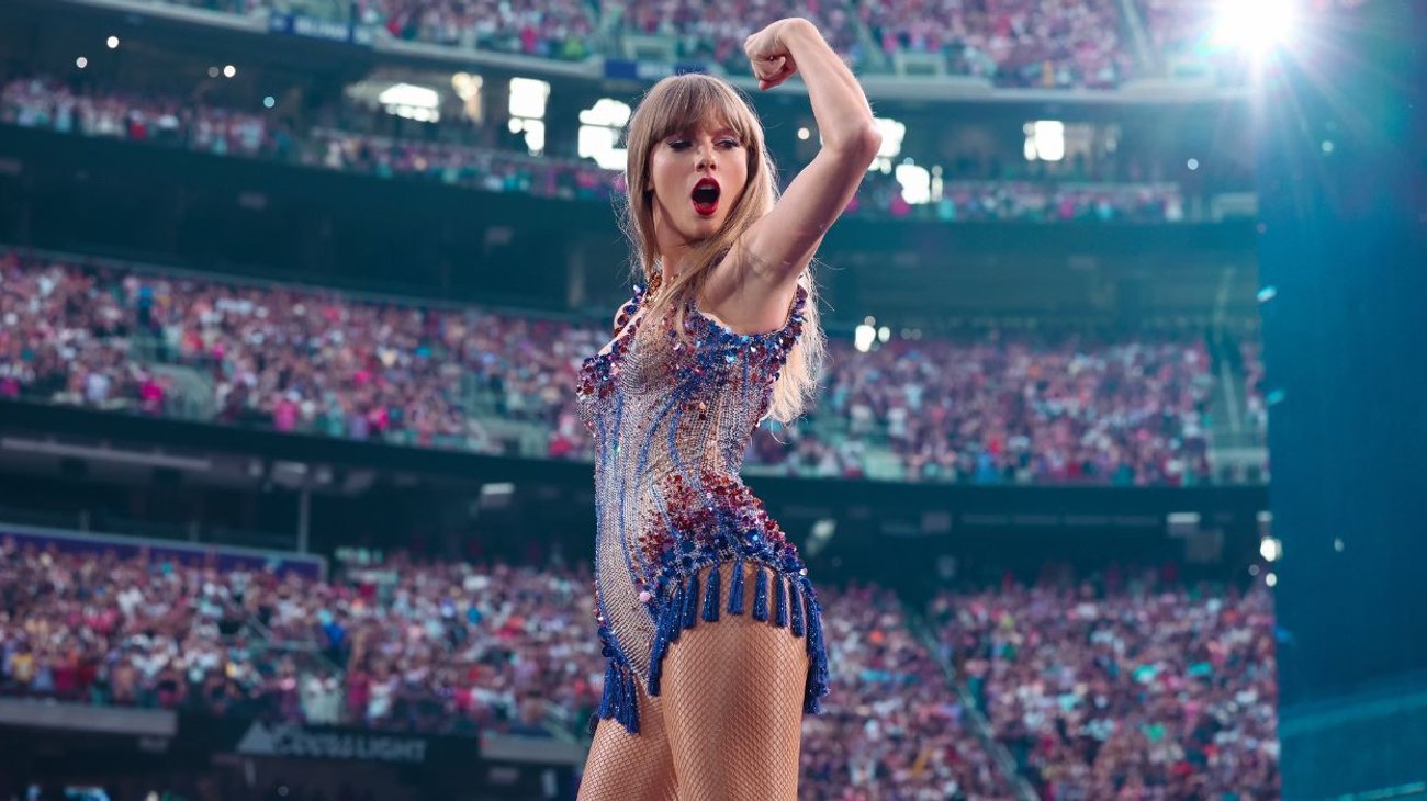 Taylor Swift logra por sexta ocasión récord global de ventas