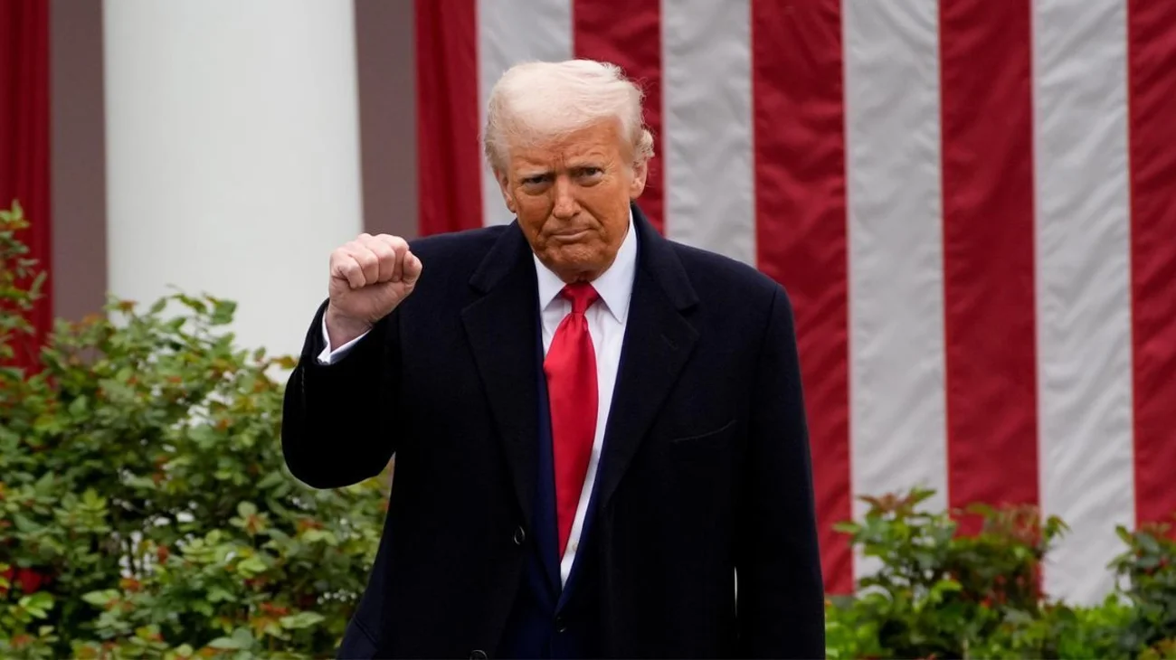 Trump pausa aranceles a Canadá y México en productos T-MEC