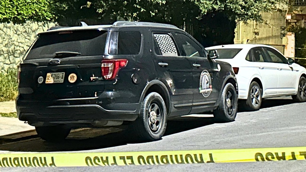 Buscan cuerpo en casa de la colonia Roma en Monterrey