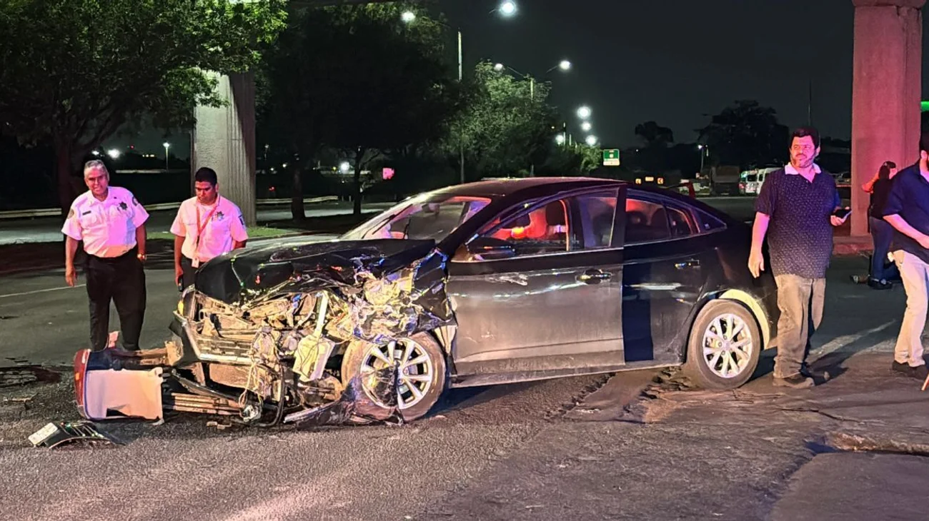Aparatoso choque deja 3 lesionados en Morones Prieto, Guadalupe