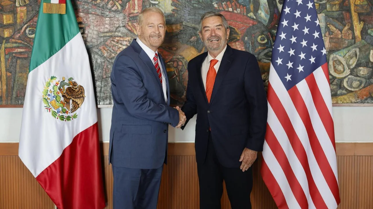Canciller mexicano y embajador de EUA tienen un 'diálogo franco'