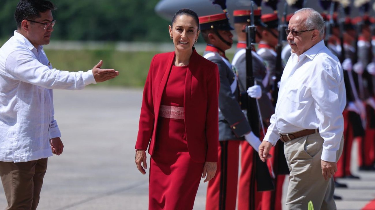 Claudia llega a Guatemala para reunirse con el presidente Arévalo