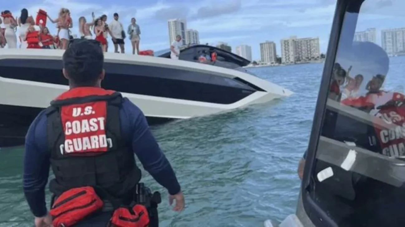 Guardia Costera de EUA irrumpe fiesta en barco por el Mundial