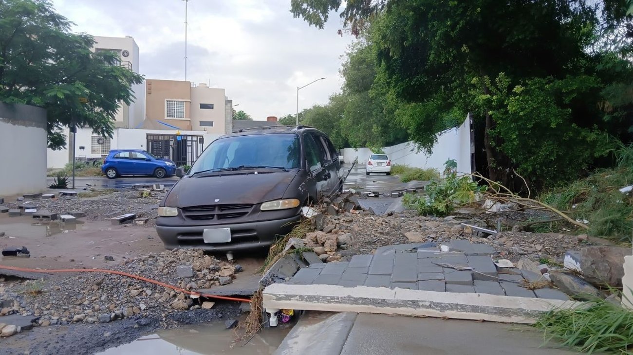 Denuncian abandono de fraccionamiento en García