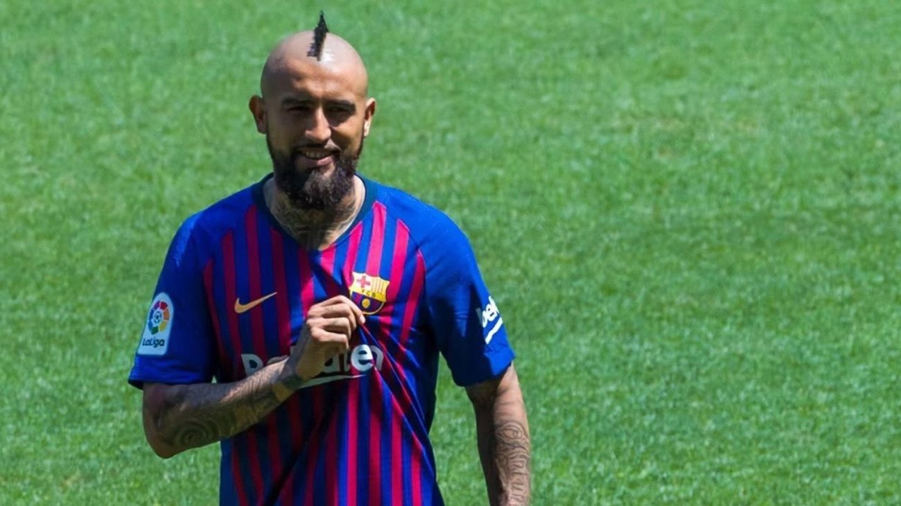 Defiende Arturo Vidal a Cristiano Ronaldo en polémica salida
