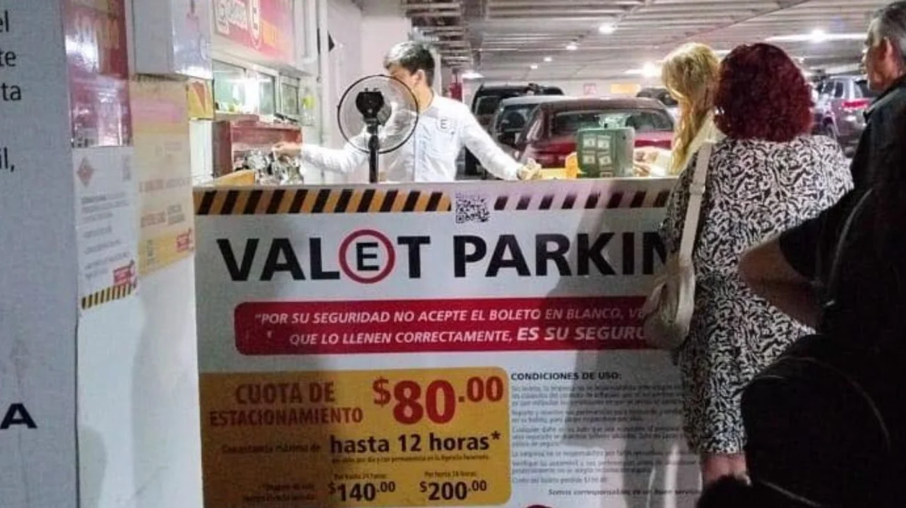 Denuncian robo en valet al recoger cenizas de mamá en San Pedro