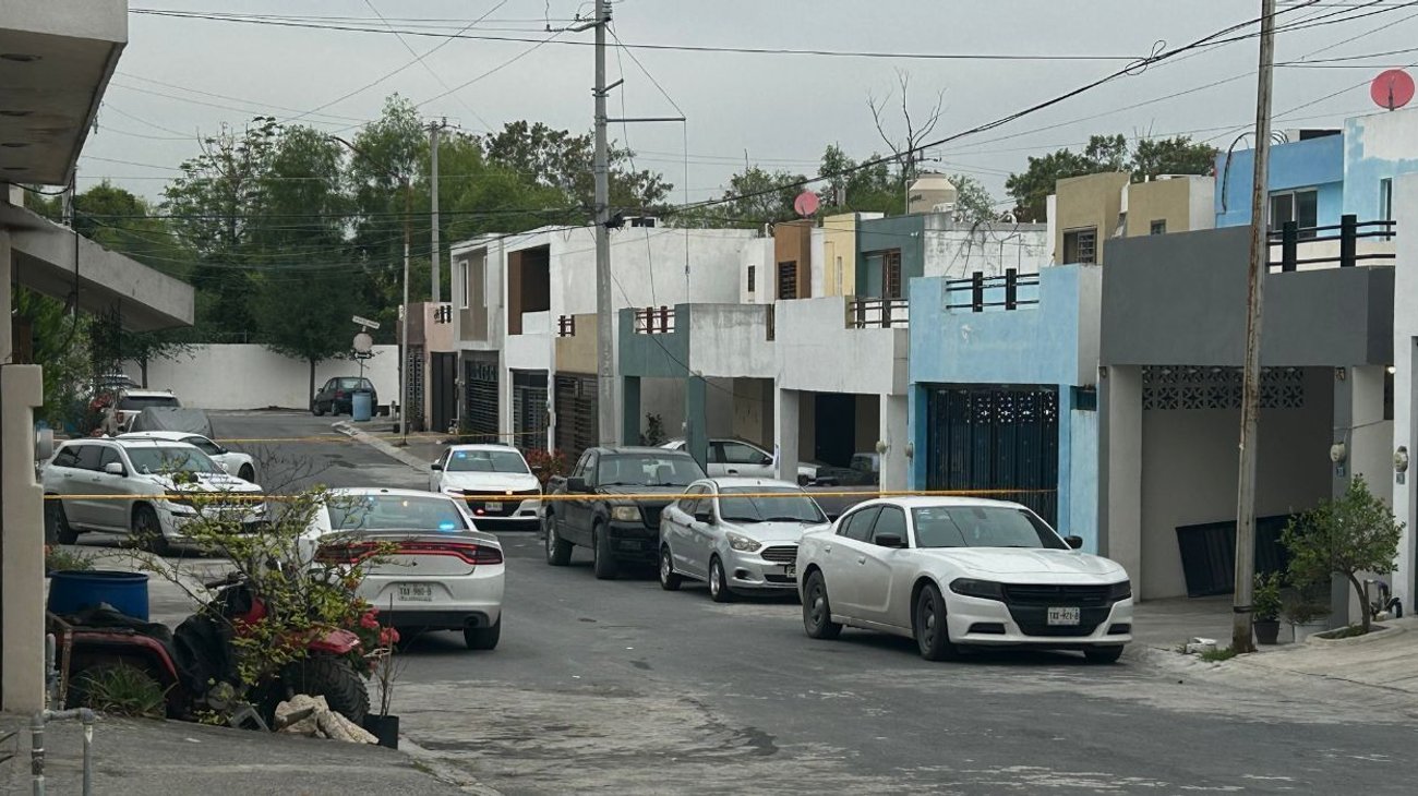 Cateo en Juárez deja 2 detenidos y decomiso de armas