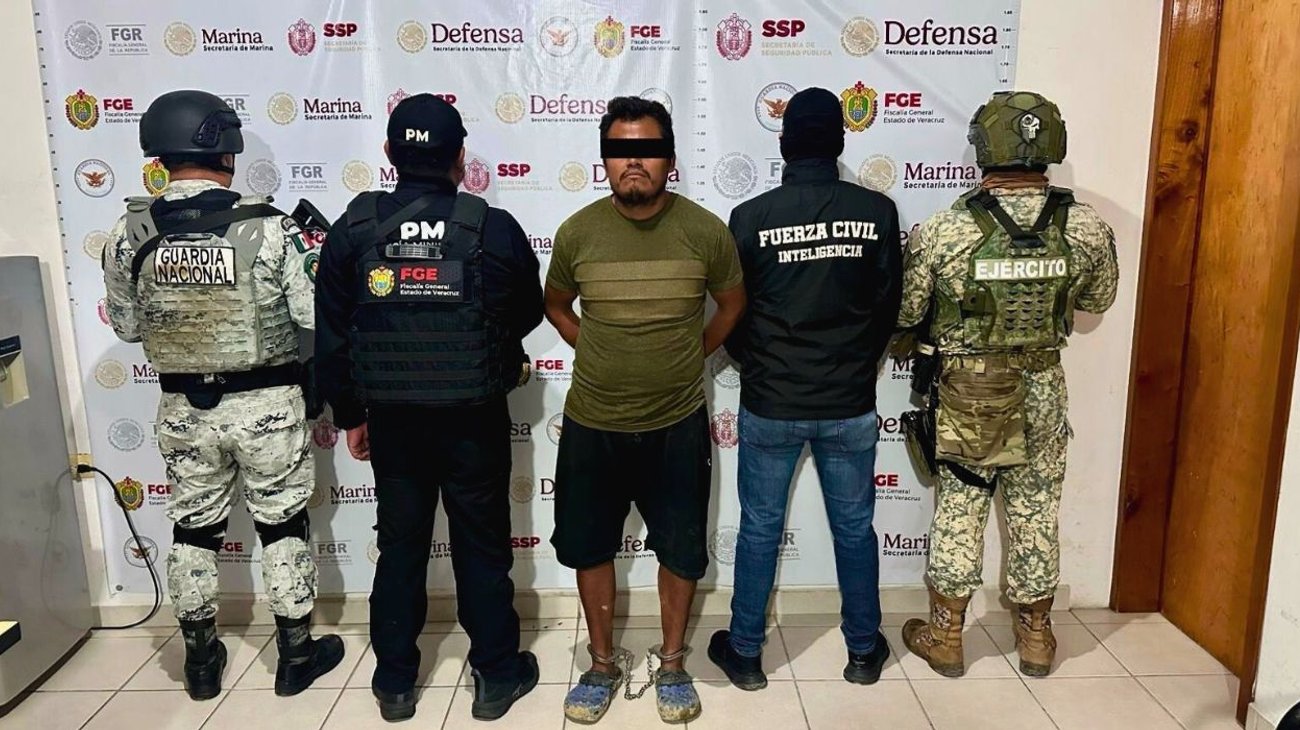 Cae ex policía acusado de atropellar a ciclista en Monterrey