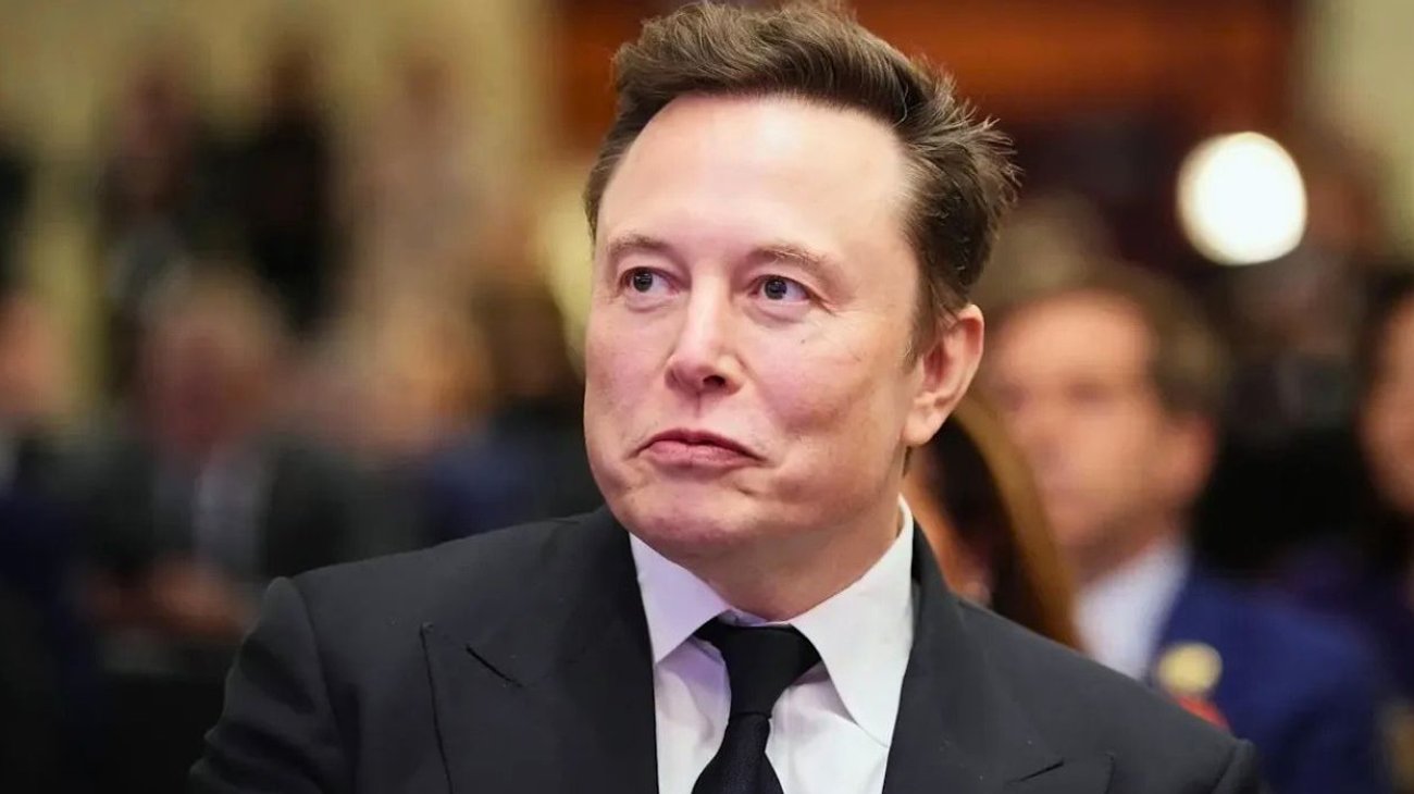 Elon Musk se convierte en el primer billonario del mundo