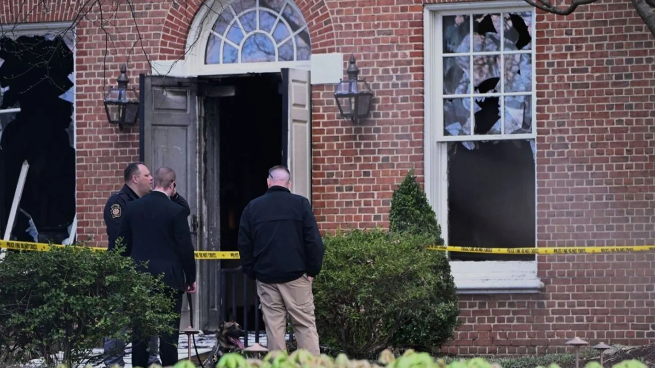 Hombre inicia incendio en domicilio del gobernador de Pensilvania