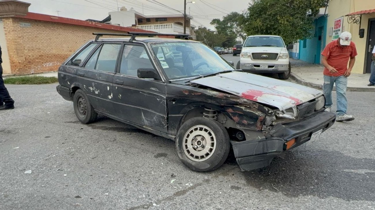 Ignora señal de alto y causa accidente en González Cepeda
