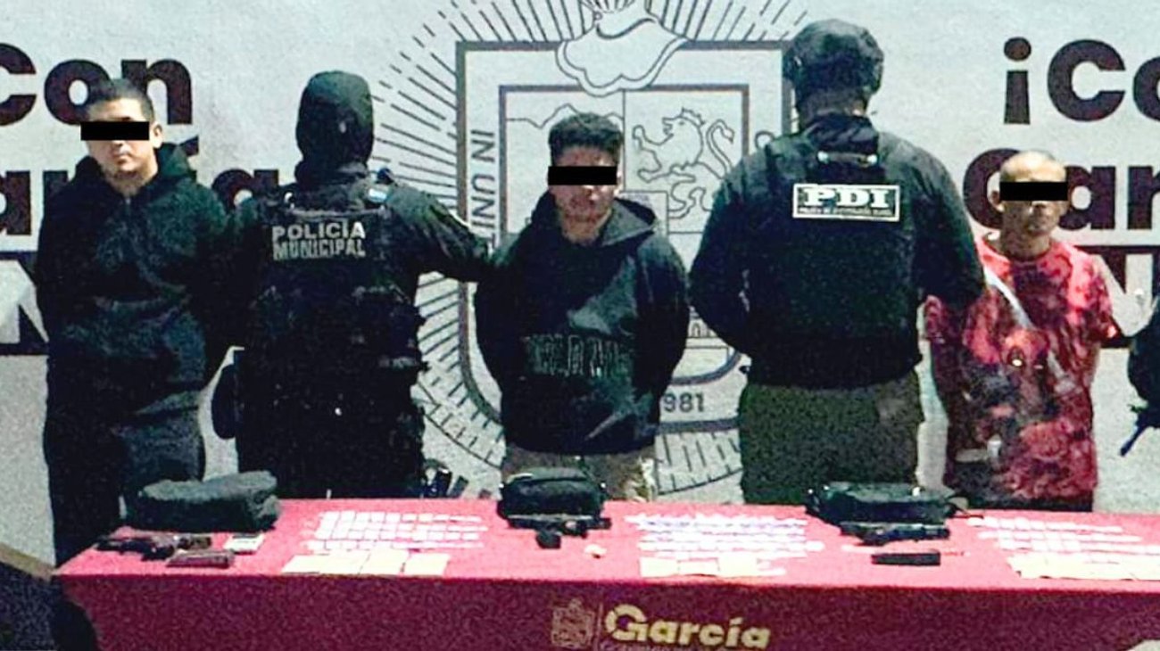 Capturan a tres hombres armados en Bosques de las Lomas