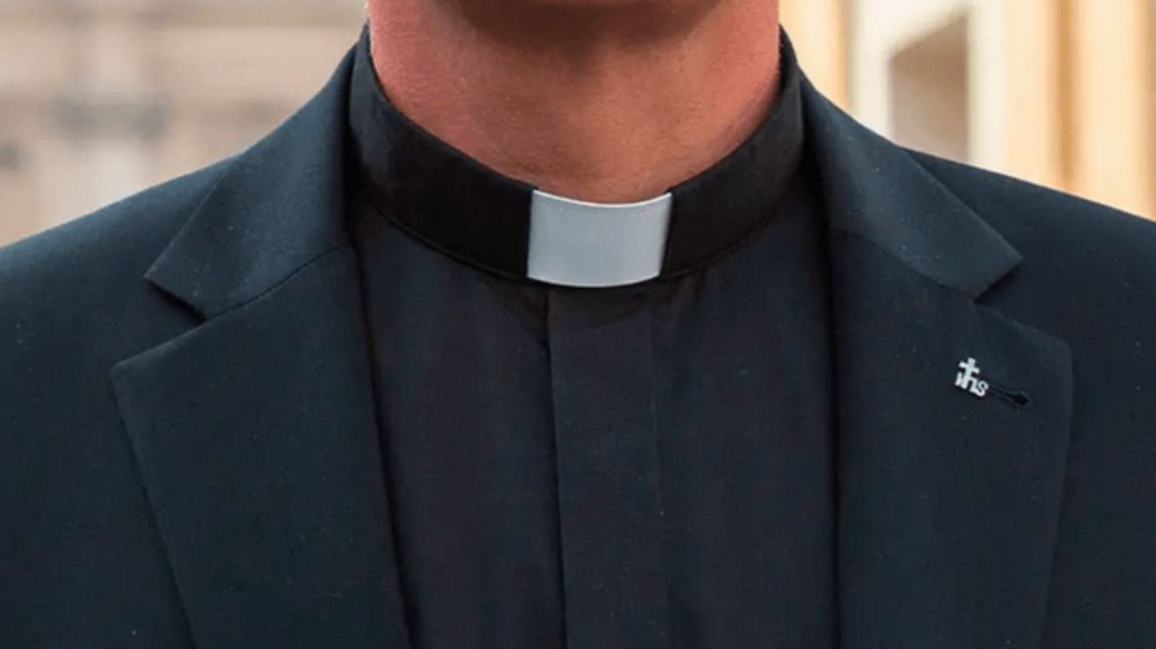 Sacerdote español acusado de abusos será extraditado a México