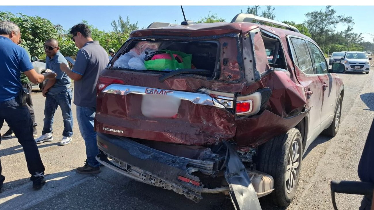 Viaje familiar termina en tragedia tras choque por alcance