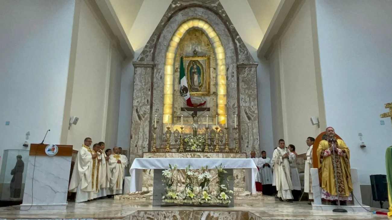 Celebran histórica Misa Crismal en Matamoros 