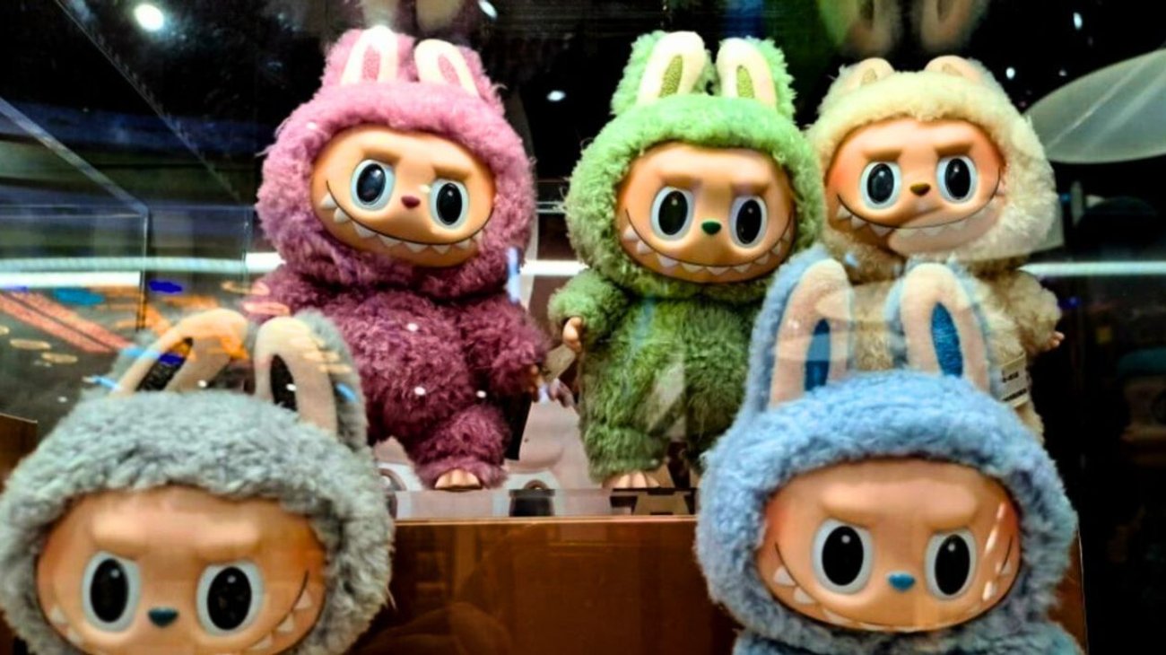 Hombre se roba muñecos Labubu valorados en 5,000 euros