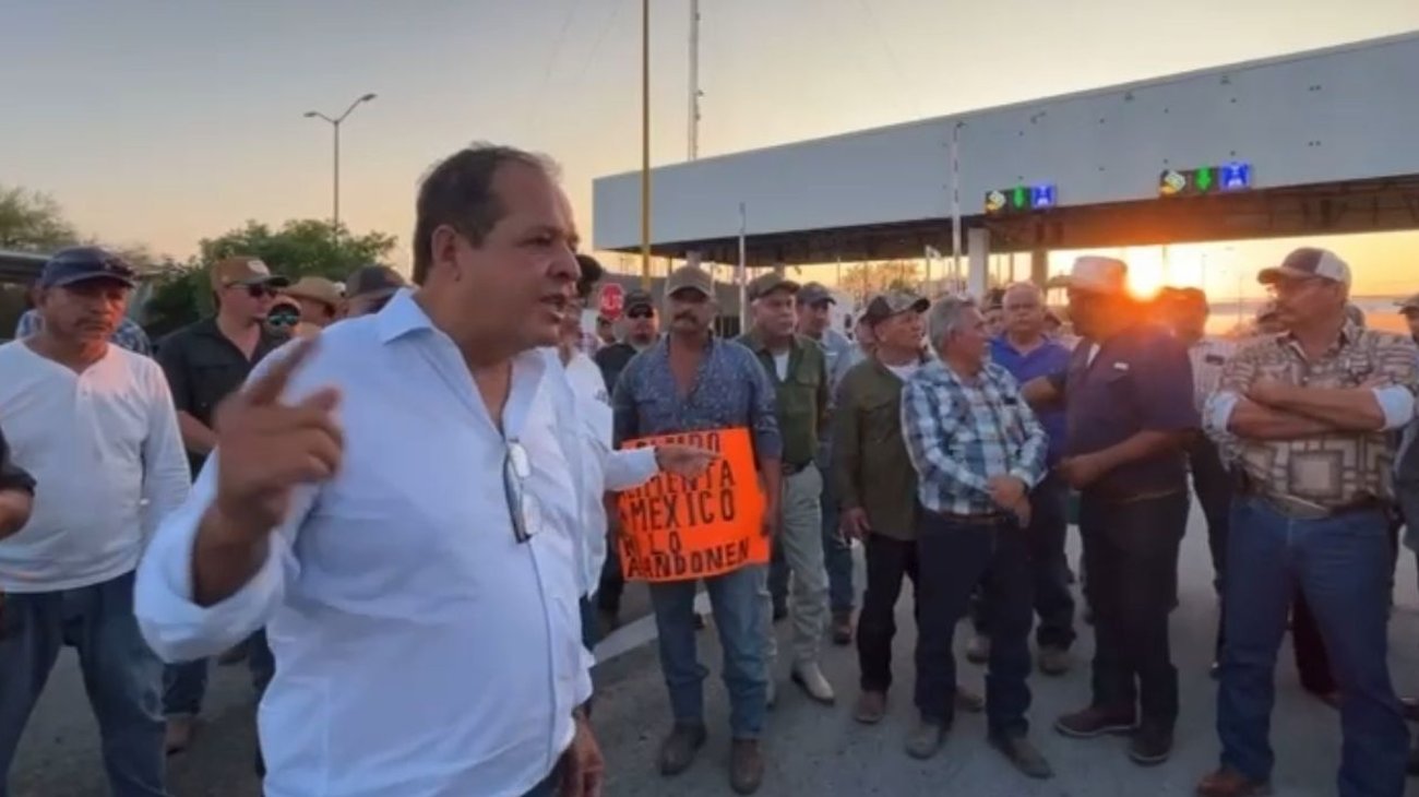 Frenan bloqueos temporalmente por parte de los agricultores