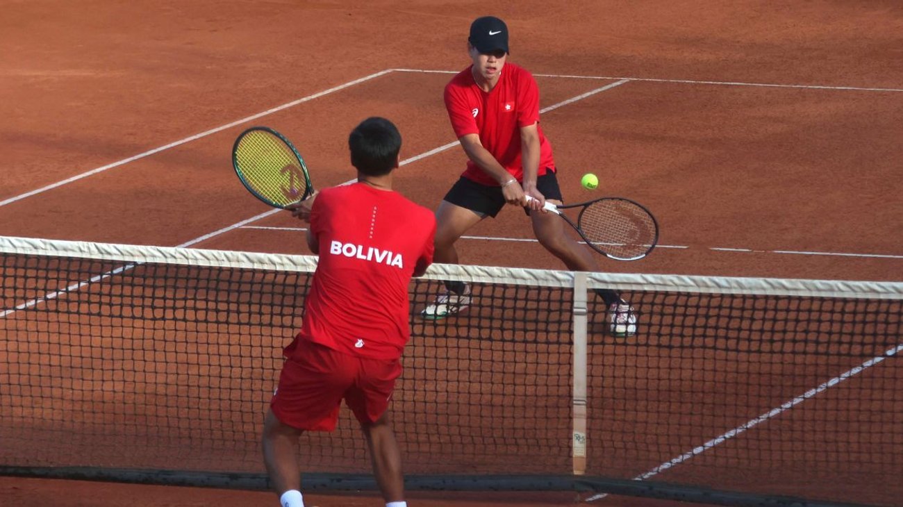 Avanza Bolivia en la Copa Davis tras vencer a Hong Kong