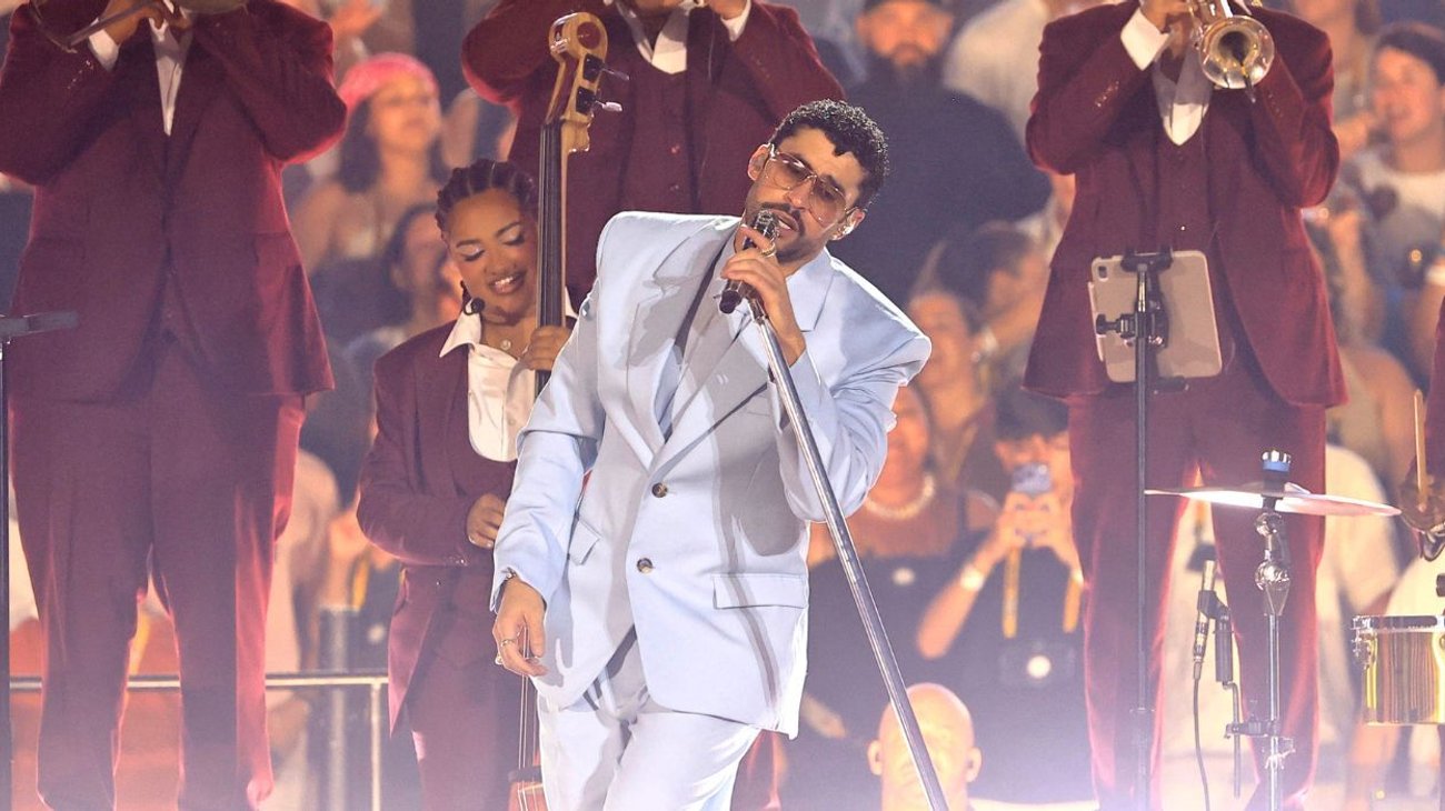 Pone fin Bad Bunny a su gira con clamor por Puerto Rico