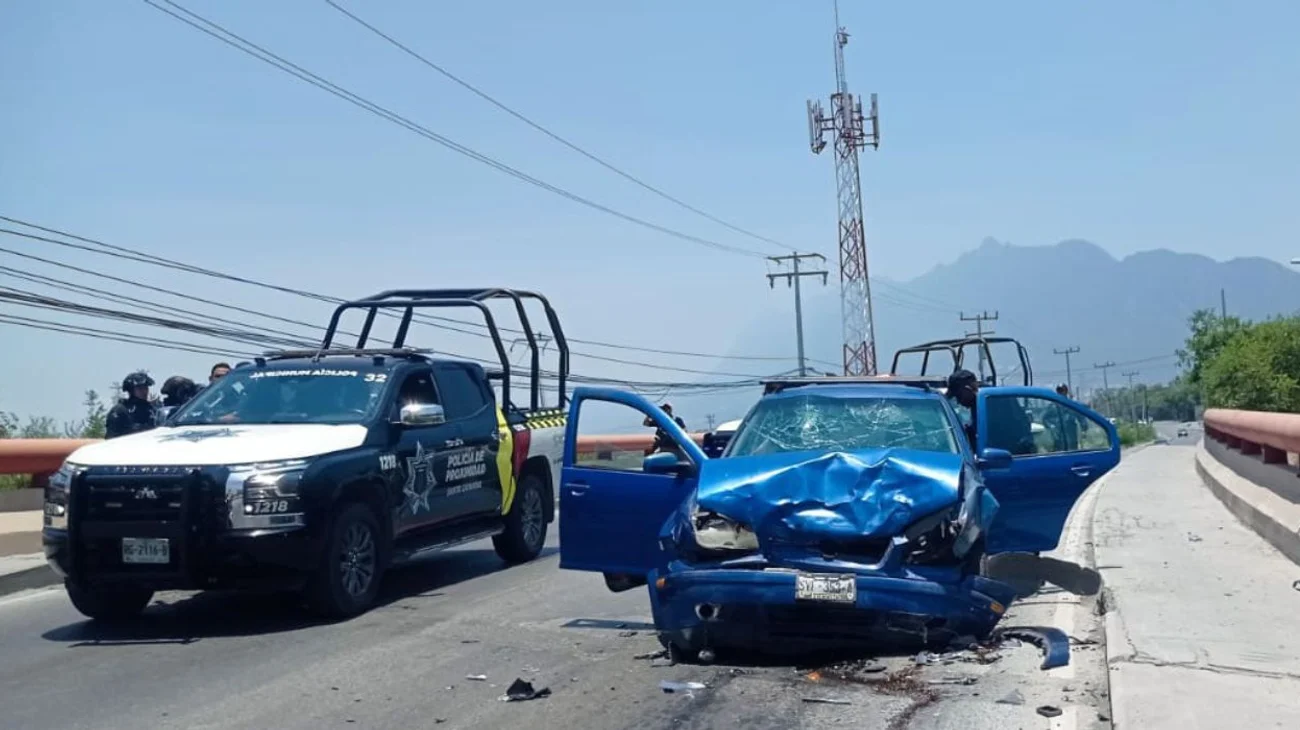 Detienen a dos presuntos ladrones en Santa Catarina
