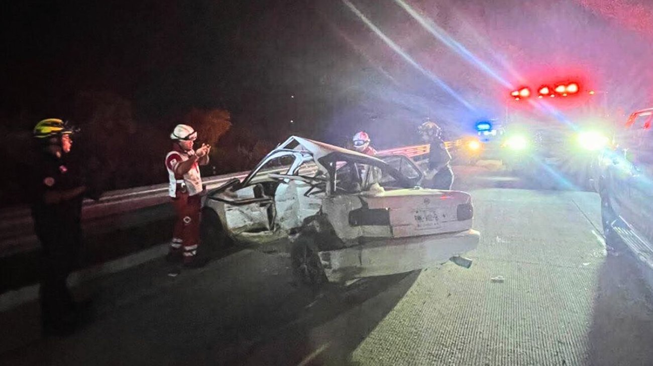 Muere menor de 16 años en accidente carretero en Allende