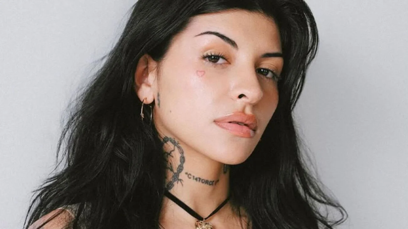 Cazzu estrena canción 'Con otra', ¿una indirecta para Nodal?