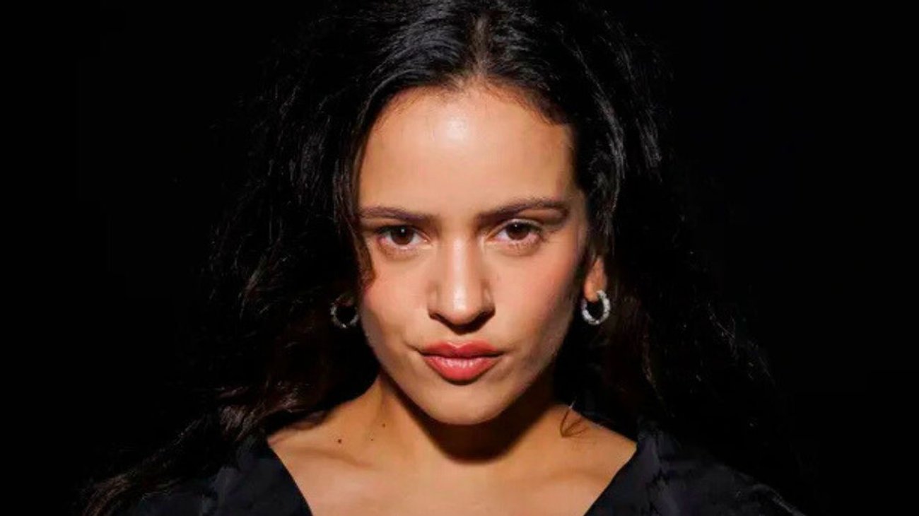 Se filtra completo el nuevo disco de Rosalía, 'Lux'