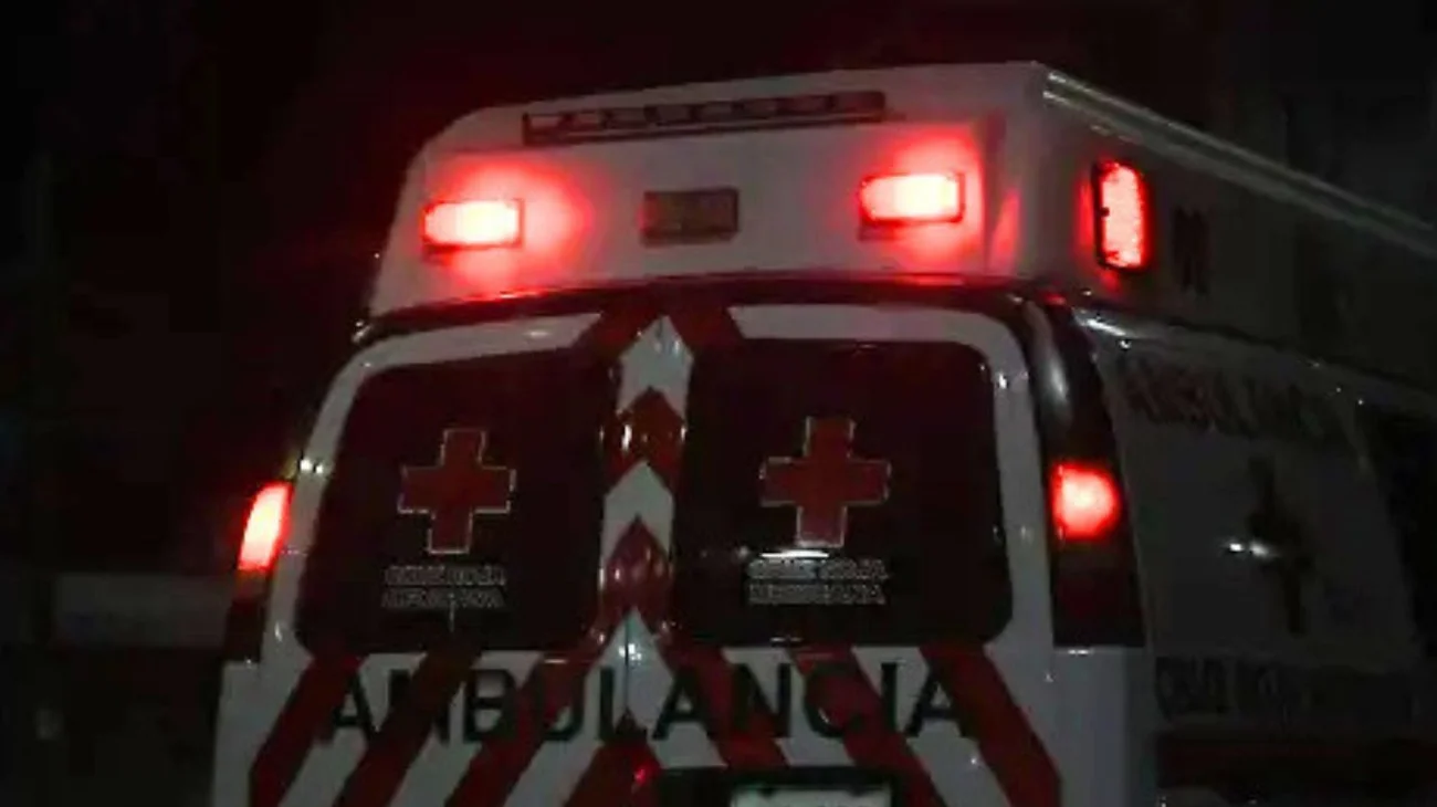 Hallan a joven brutalmente golpeado en la vía pública en Torreón