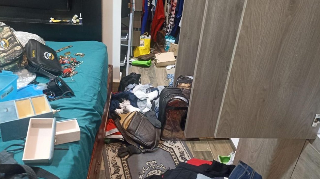 Sorprenden a una menor robando casa en Apodaca