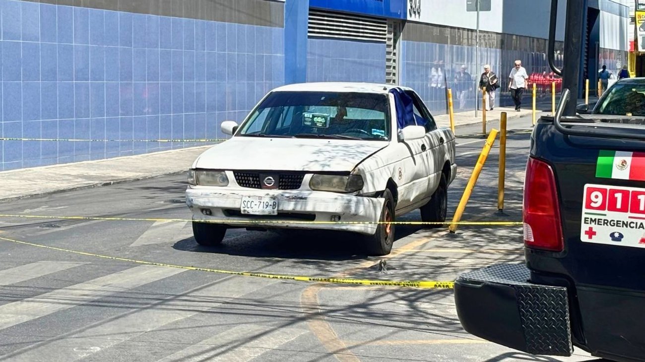 Recuperan en persecución auto robado en el Centro de Monterrey