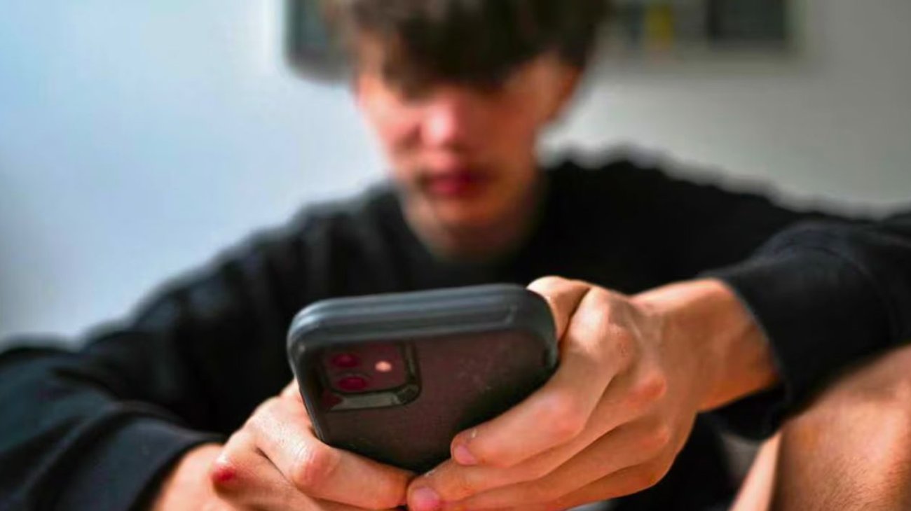 Ley KIDS: Europa propone vetar redes a menores de 13 años