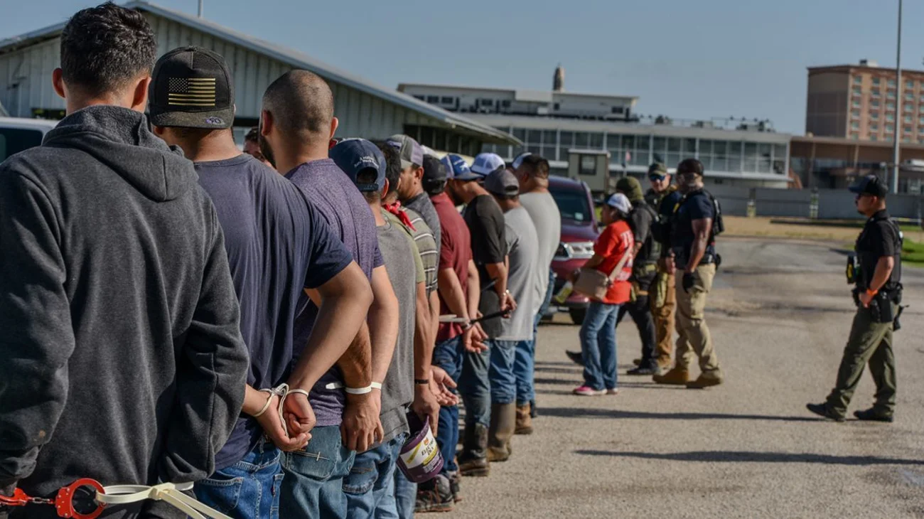 ICE detiene a 84 migrantes en Luisiana, incluyendo dos mexicanos