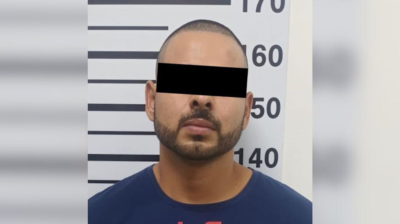 Golpea a esposa en su trabajo y es detenido en Santiago, NL