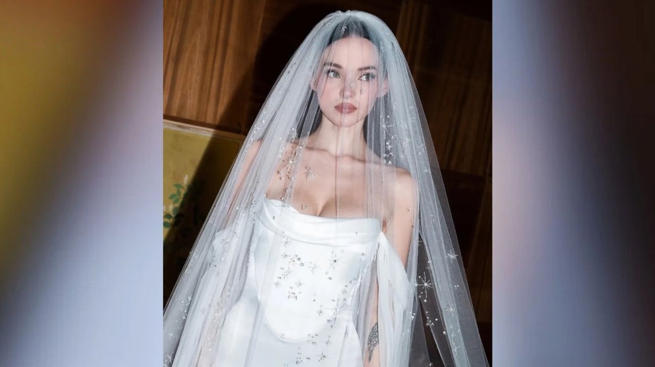 Celebra Dove Cameron su boda con elegante vestido