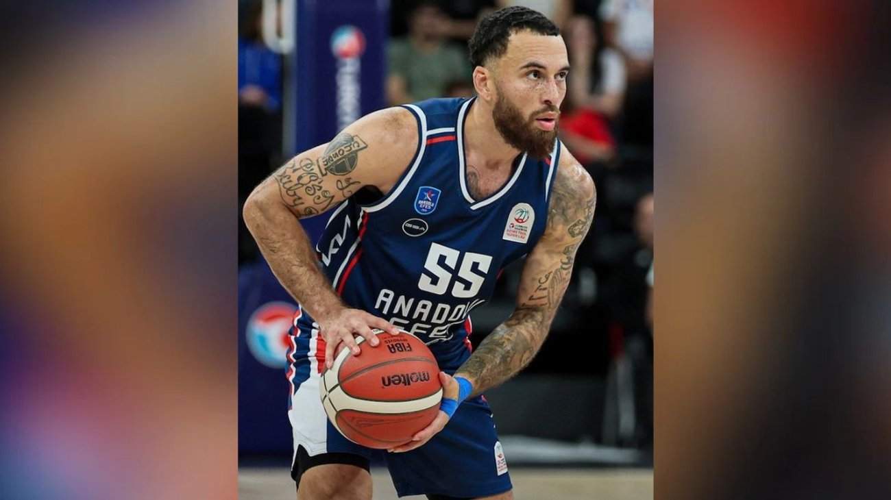 Se retira Mike James lesionado del duelo ante Estrella Roja