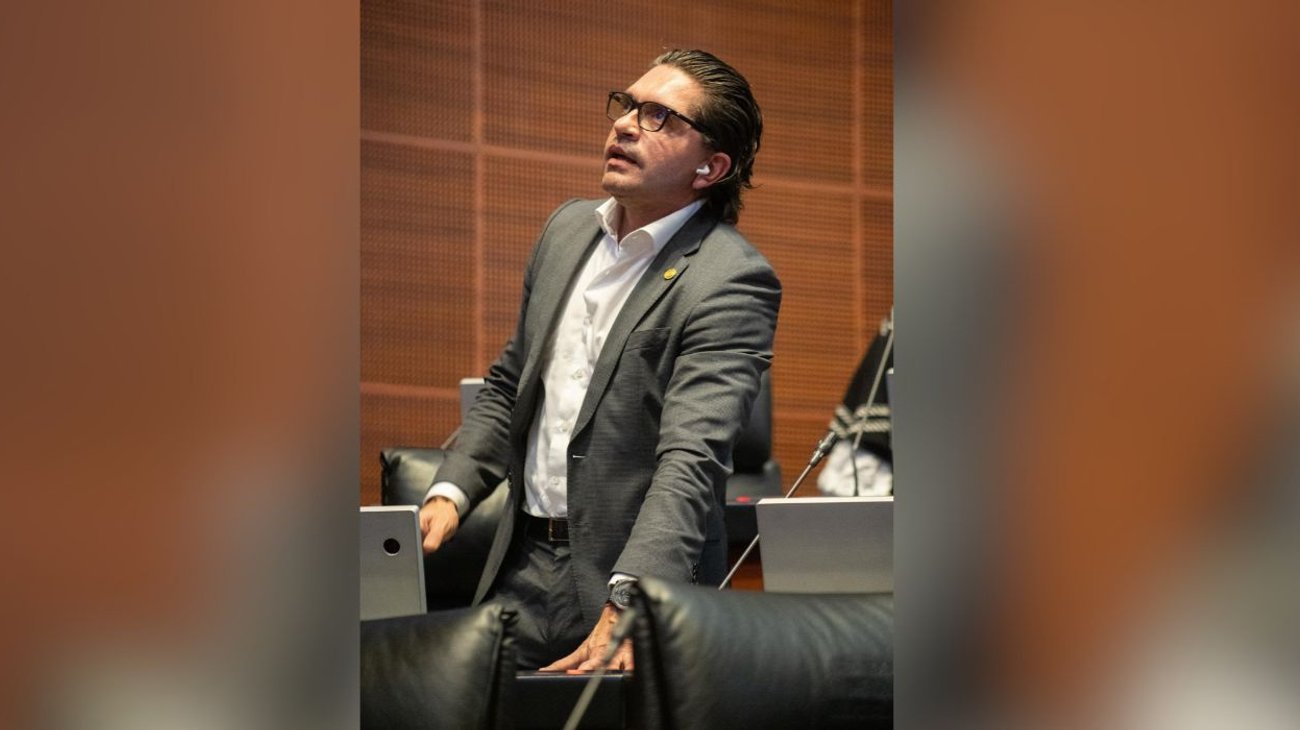 Presenta senador iniciativas para fortalecer la salud visual