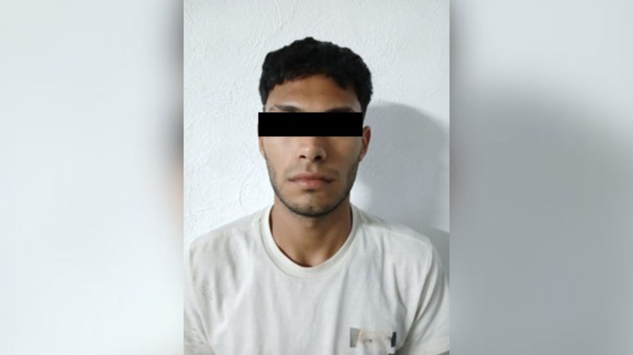 Cae joven con droga en Santa Catarina tras insultar a policías