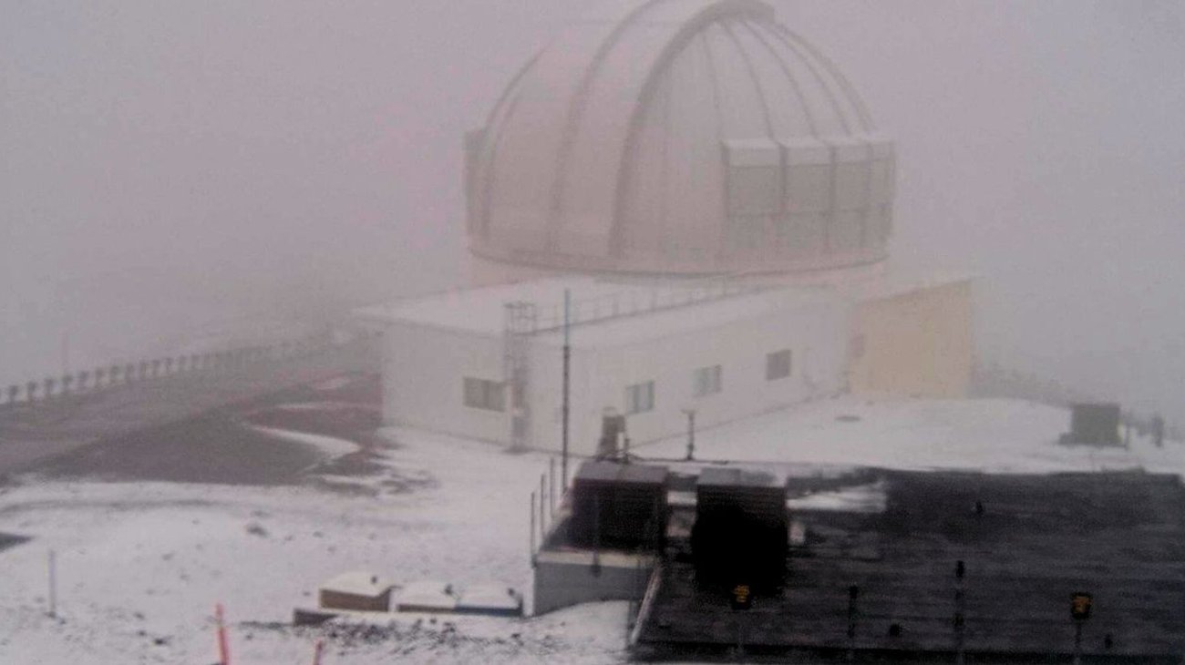 Condiciones invernales se adelantan en EUA hasta nieve en Hawái