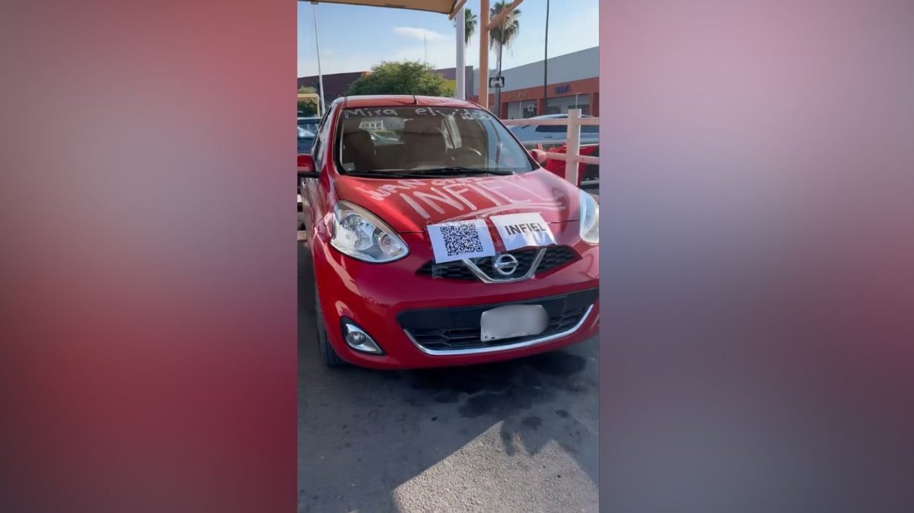 Auto exhibe infidelidad en Saltillo y se vuelve viral