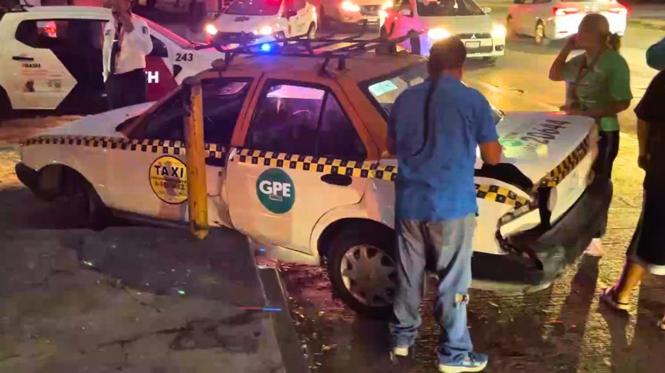 Choque deja dos lesionados en la colonia La Joya en Guadalupe