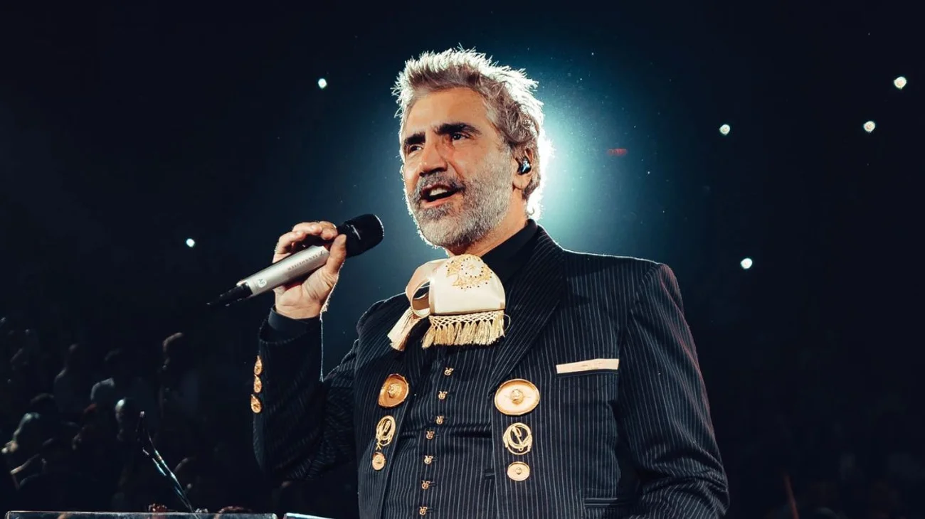 Alejandro Fernández donará ganancias a damnificados en Texas