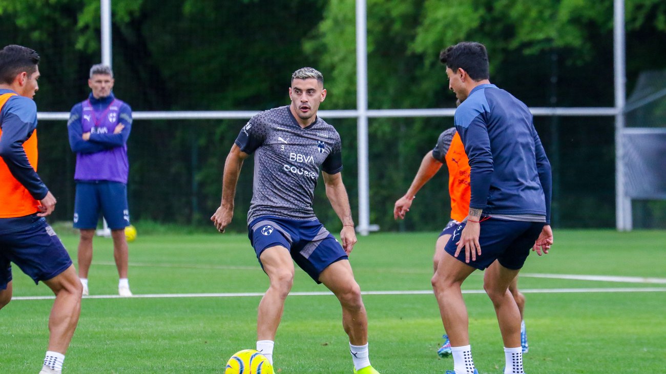 ¡Regresa Rayados a entrenamientos con plantel completo!