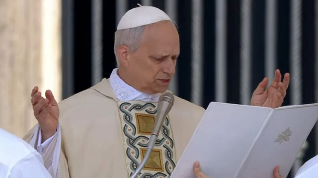 Inaugura León XIV su pontificado con llamado a la paz y la unidad