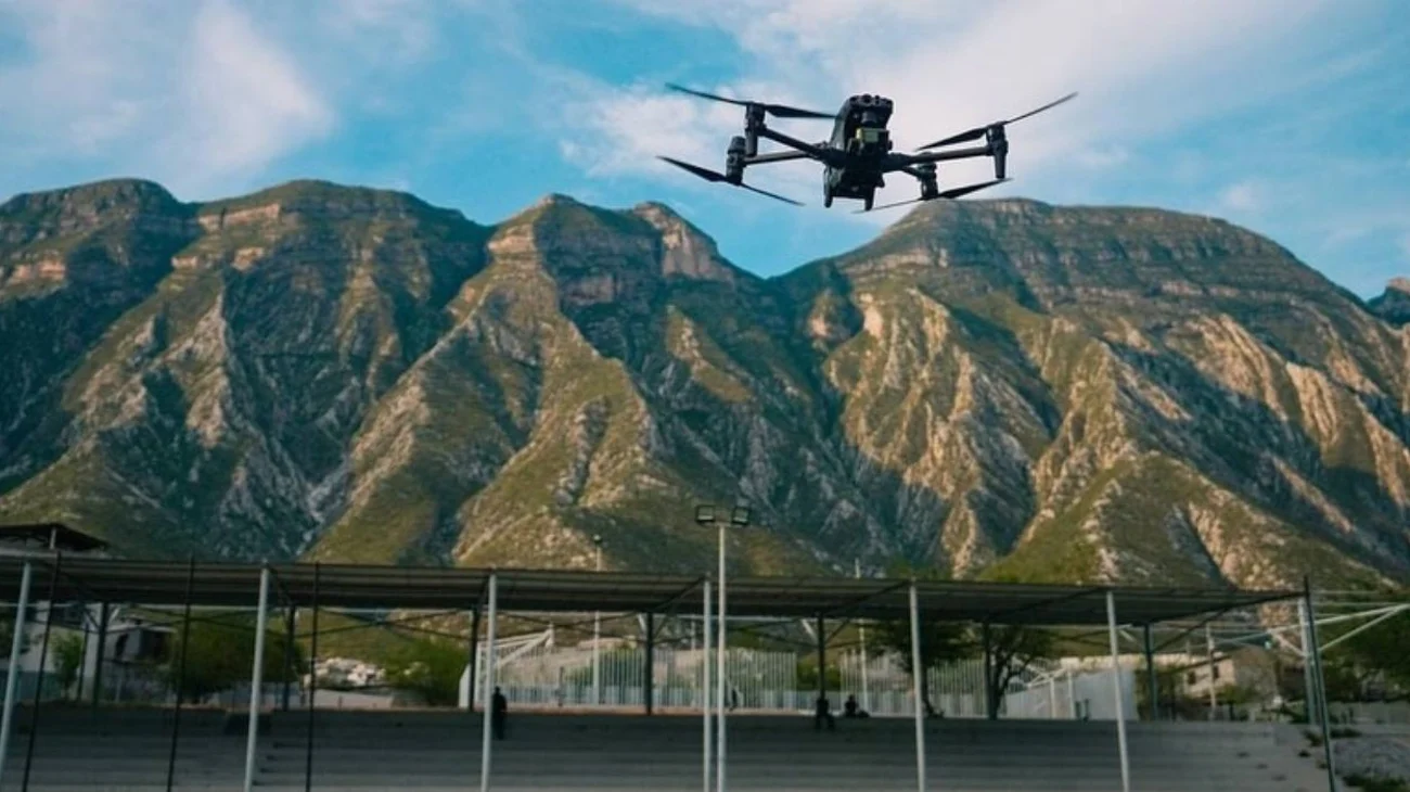 Inician_patrullaje_con_drones_en_Santa_Catarina_701cd3a527