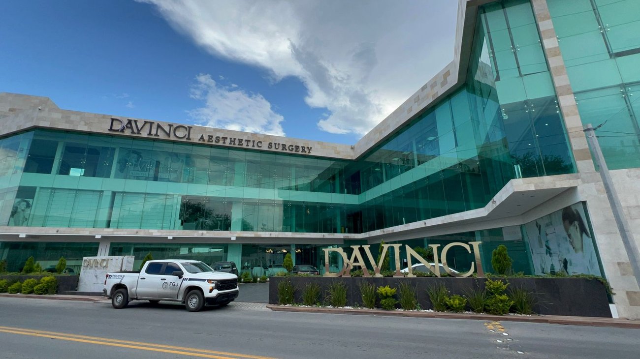 Investigan muerte de mujer estadounidense tras cirugía estética