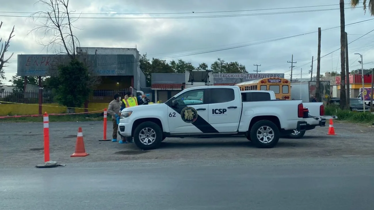 Muere joven tras chocar su moto en Linares; estaba por graduarse