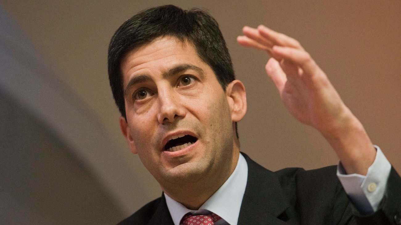 Trump nomina a Kevin Warsh al frente de la Reserva Federal