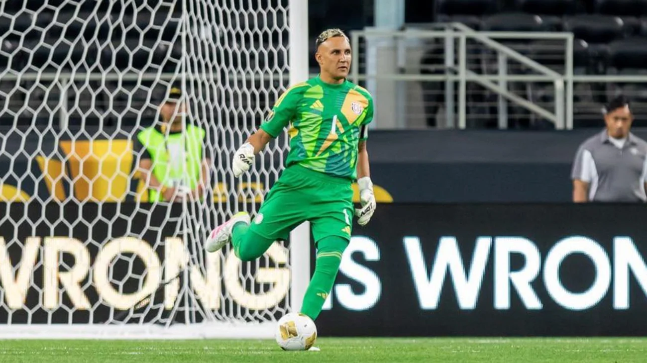 Keylor Navas, llega este martes a los Pumas UNAM