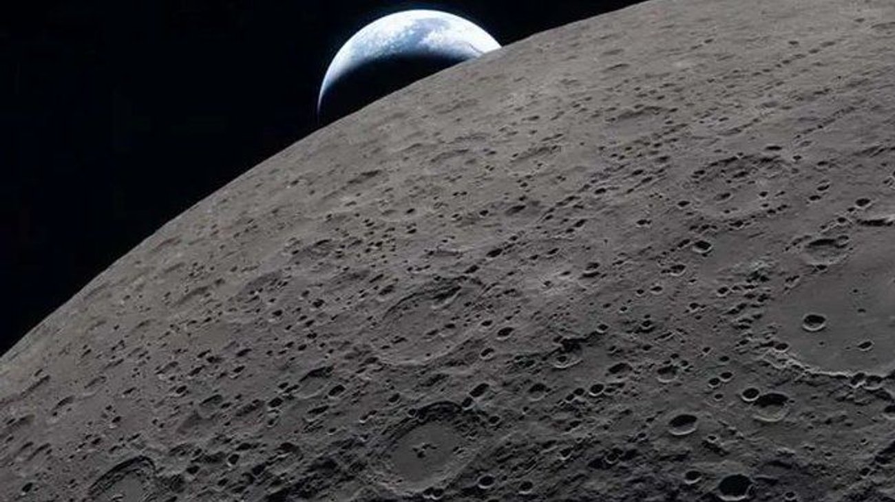La NASA descubre el mayor cráter recién formado del sistema solar